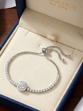 Moissanite Diamond 1 CT Halo Bracelet